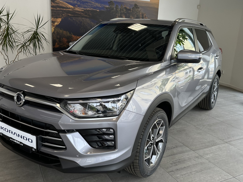 KGM Korando ADE FWD MT 1