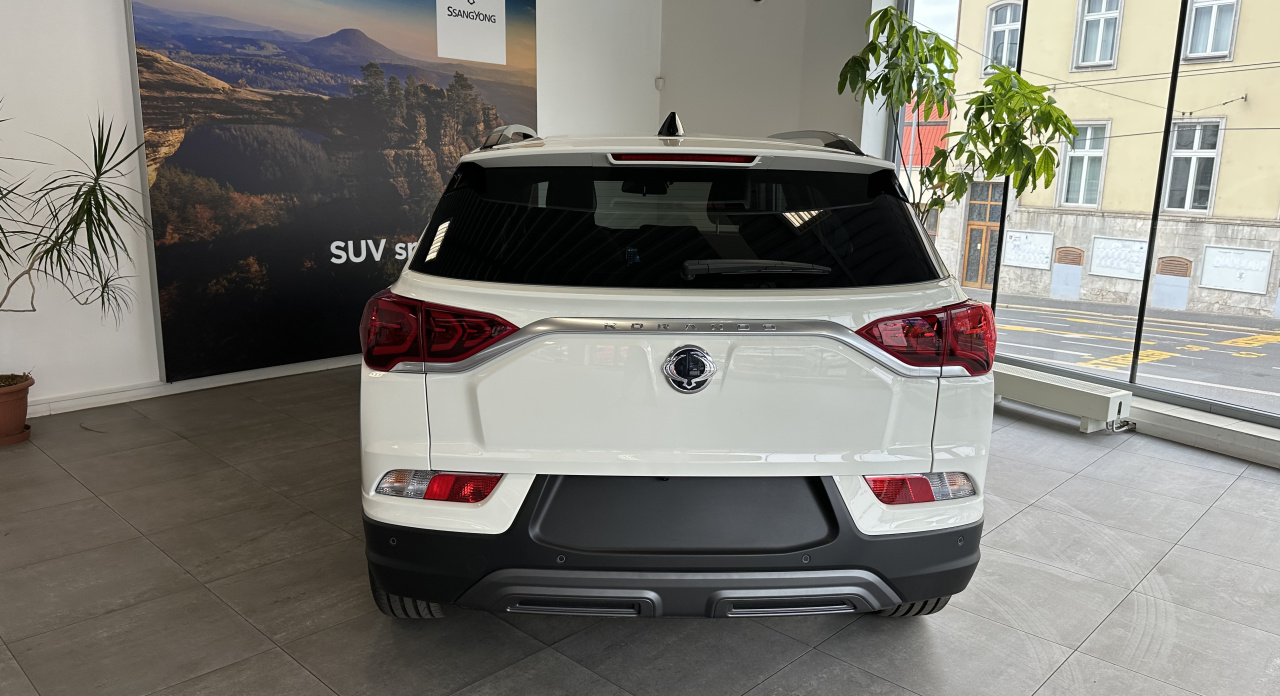 KGM Korando WAA FWD MT 2