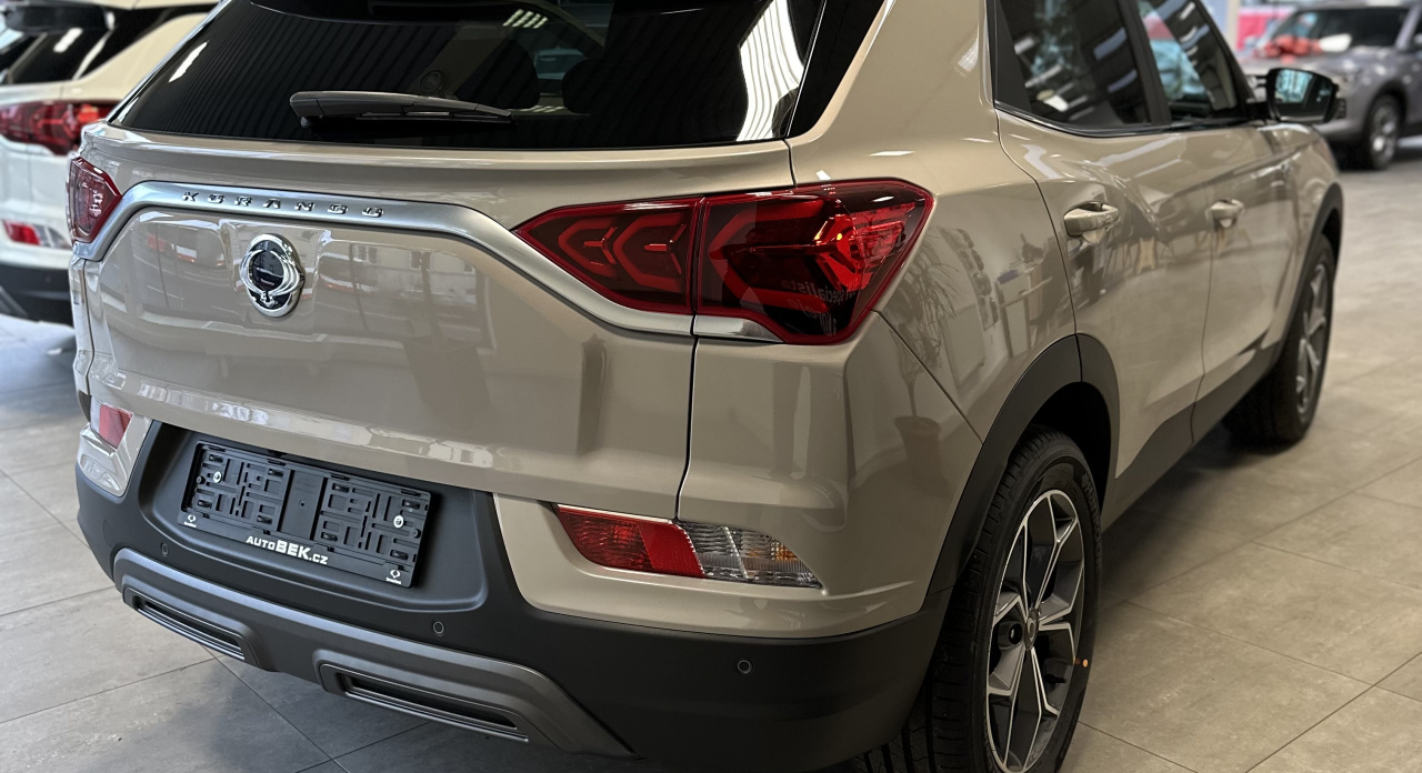 KGM Korando EBL FWD MT 1