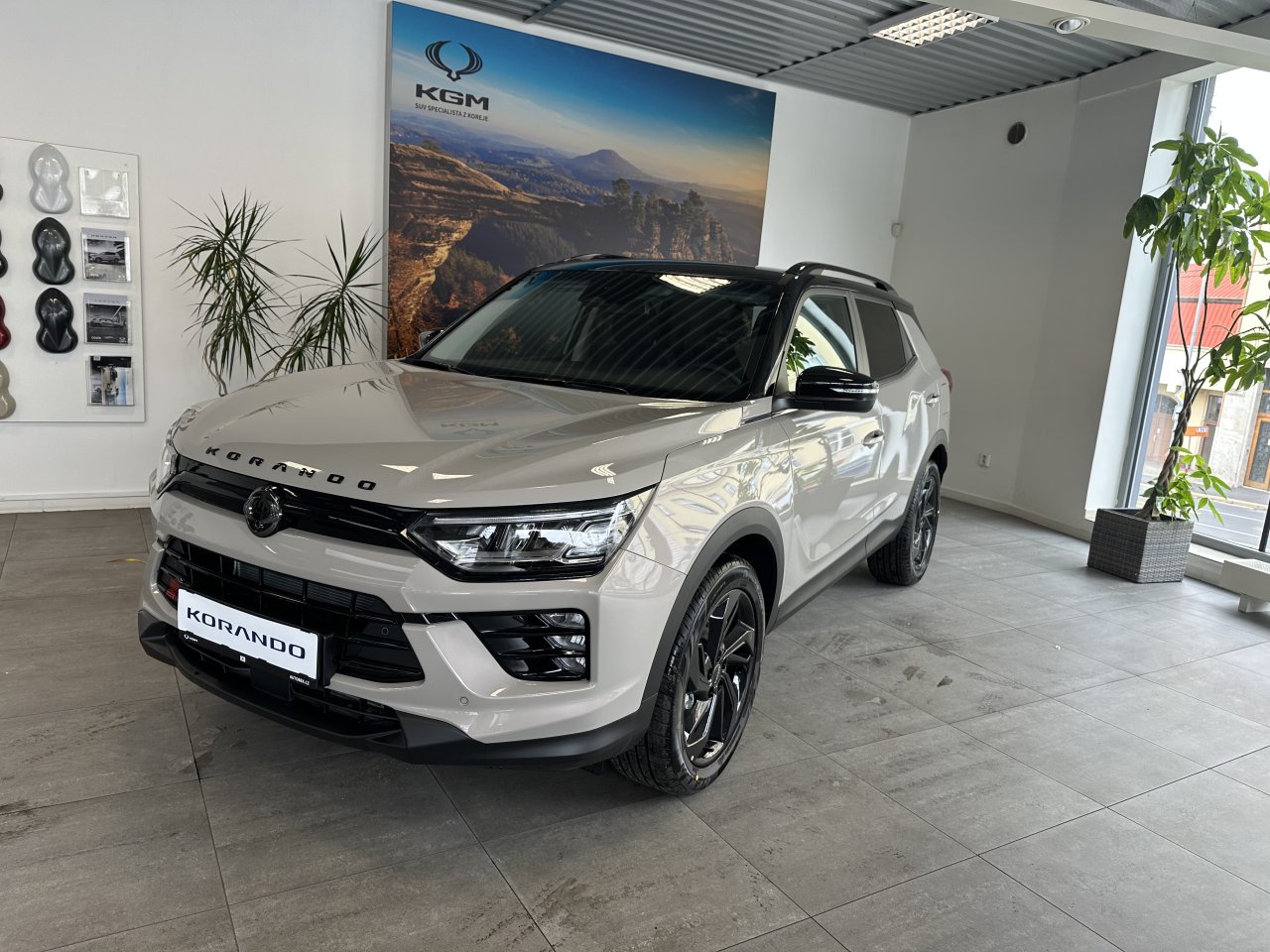 KGM Korando EBL FWD AT TECH BP E11