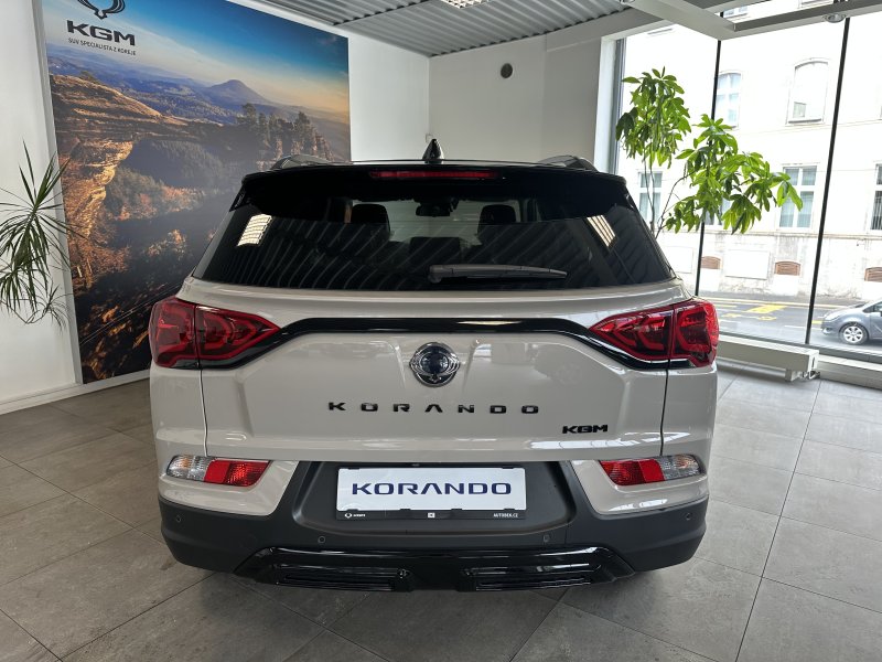 KGM Korando EBL FWD AT TECH BP E11 1