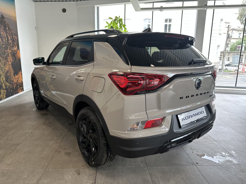 KGM Korando EBL FWD AT TECH BP E11 1