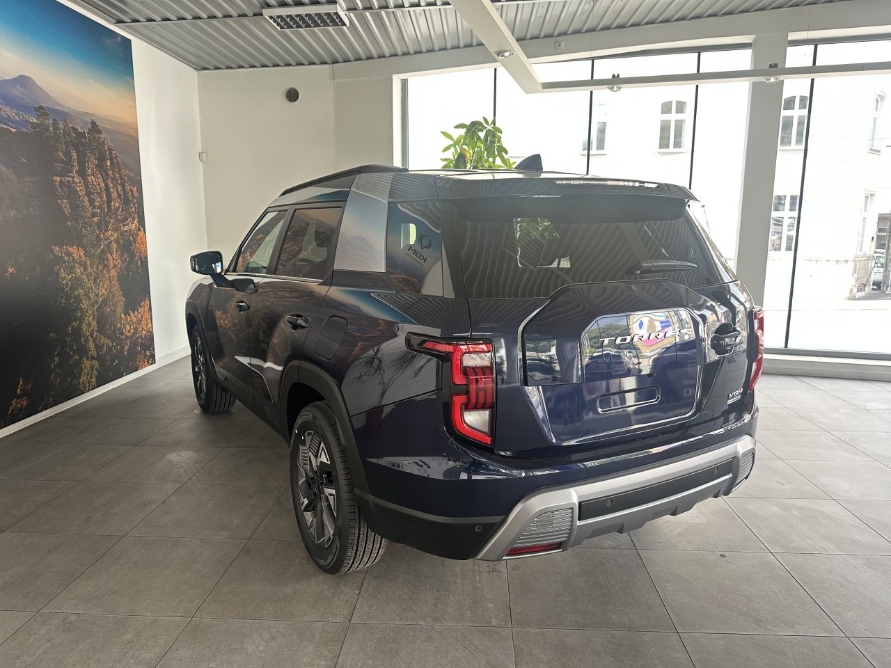 KGM Torres HEV Style FWD AT BAS E16