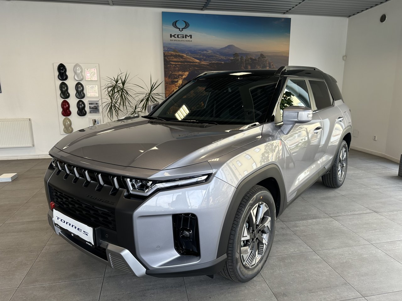 KGM Torres HEV Style FWD AT ADE BP