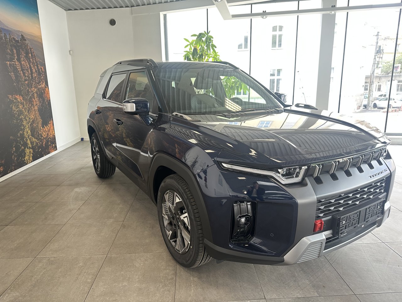 KGM Torres Style FWD AT BAS E16