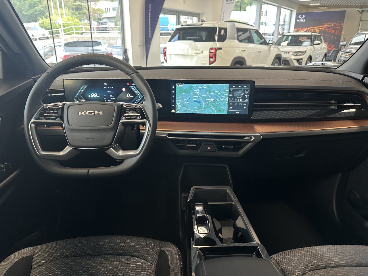 KGM Torres Style FWD AT 2WAA